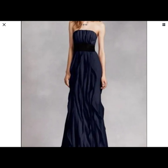 White by Vera Wang ruffle strapless gown size 0 - Picture 3 of 7